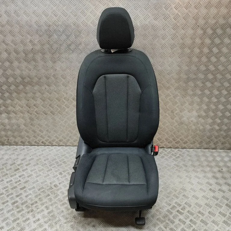 Front passenger seat 7414602