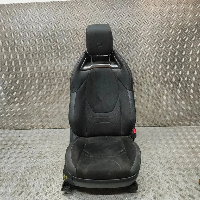 Priekšējais pasažiera sēdeklis 71501F4100