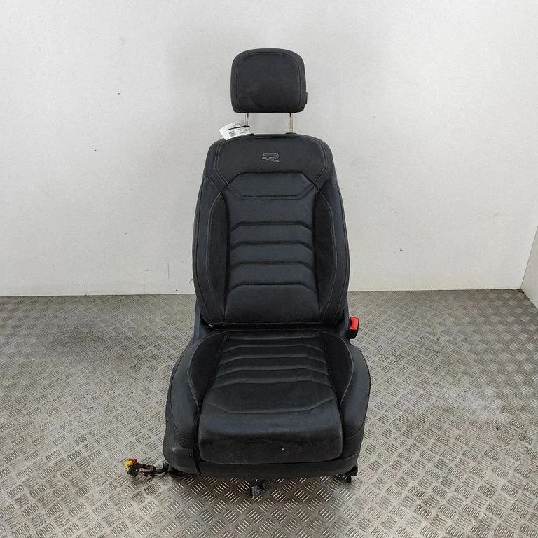 Front passenger seat – Volkswagen Touareg III (2018-)