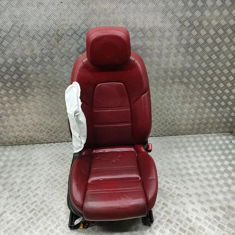 Priekšējais pasažiera sēdeklis 9Y0881776