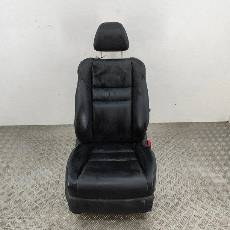 Fotel pasażera przedni 81126SDCU72