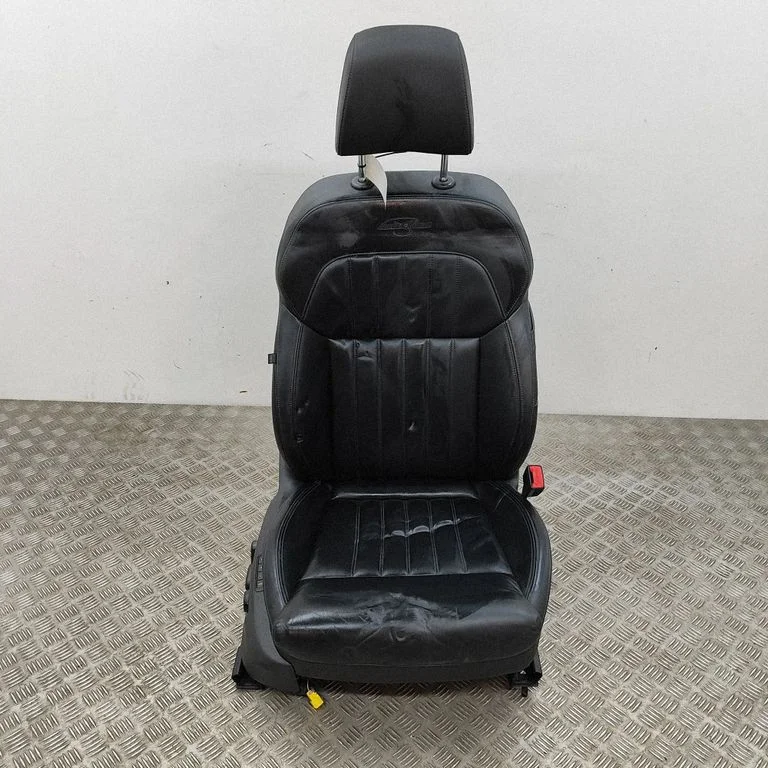 Priekšējais pasažiera sēdeklis 5Q4881106R