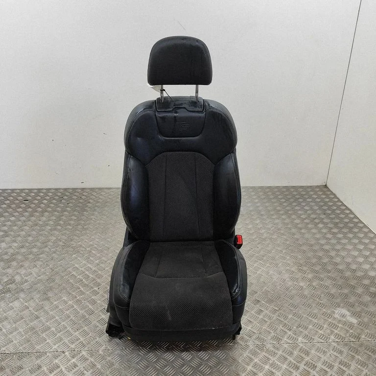 Priekšējais pasažiera sēdeklis 4M0881046P