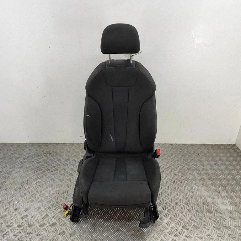 Front passenger seat 8W0881106E