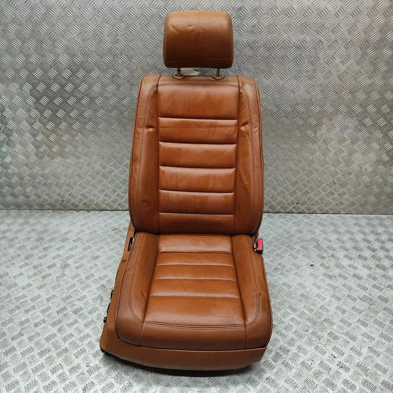 Front passenger seat – Volkswagen Touareg I (2002-2010)