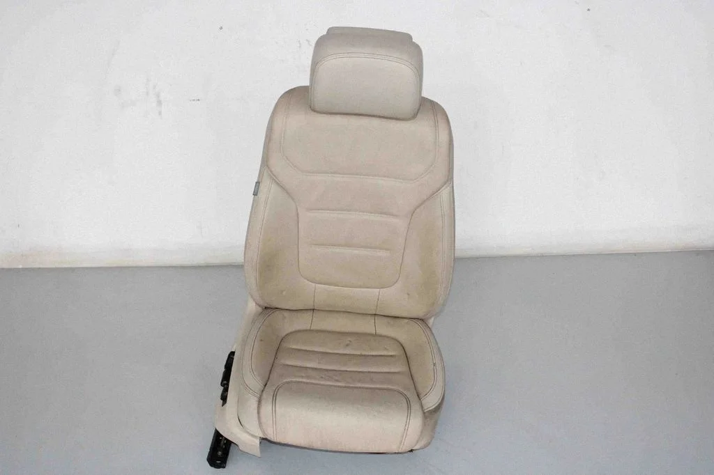 Front passenger seat – Volkswagen Touareg II (2010-2018)