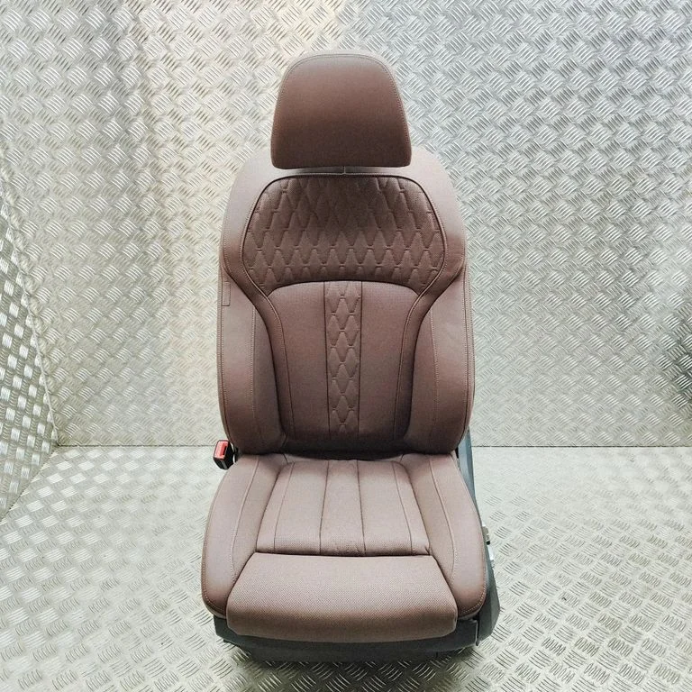 Front driver seat – BMW X6 G06 (2019-)