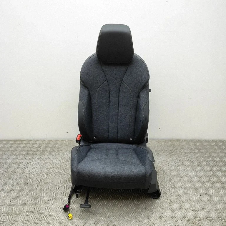 Front driver seat – Skoda Elroq (2024-)
