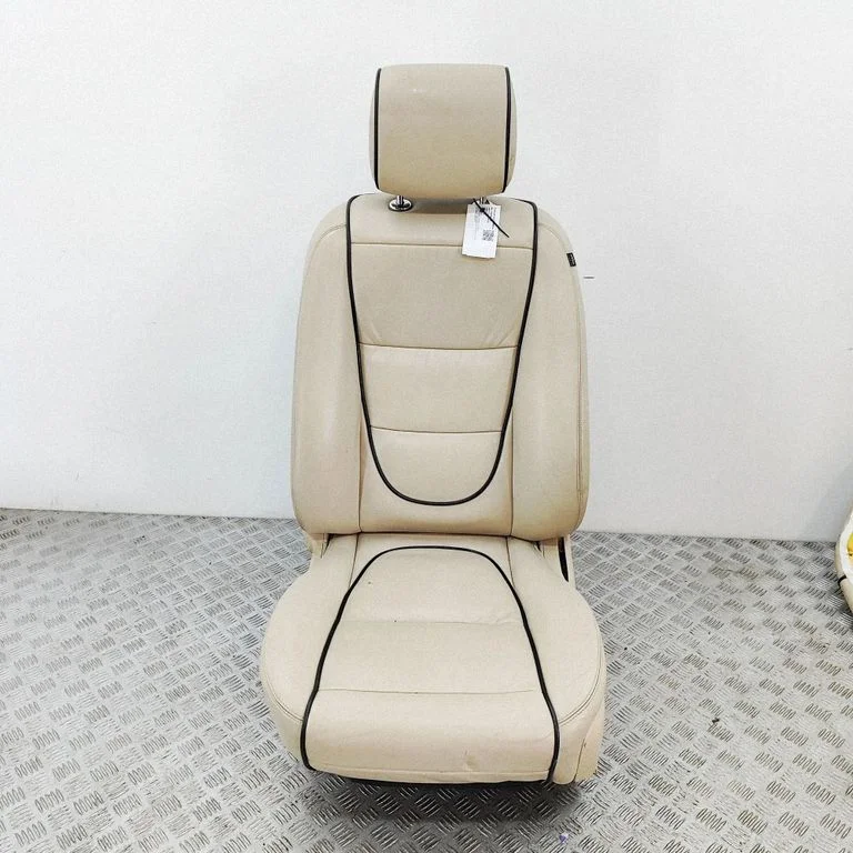 Priekšējais vadītāja sēdeklis 7W93F61645BF