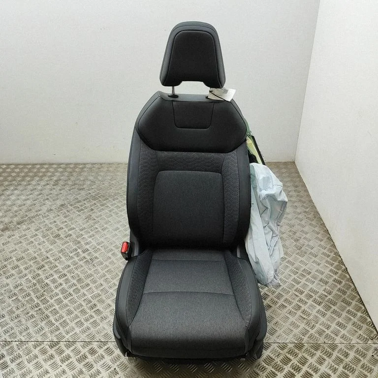 Priekšējais vadītāja sēdeklis 873605MP2A