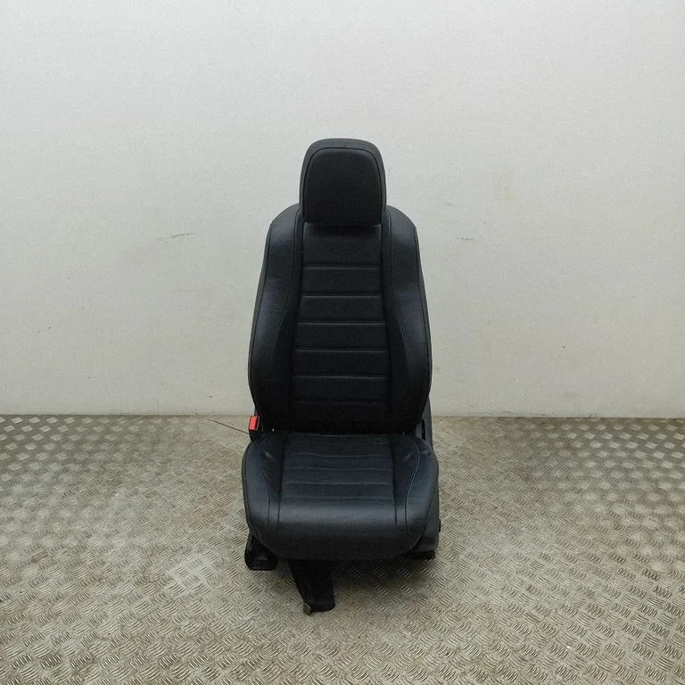 Fotel kierowcy A0009102812