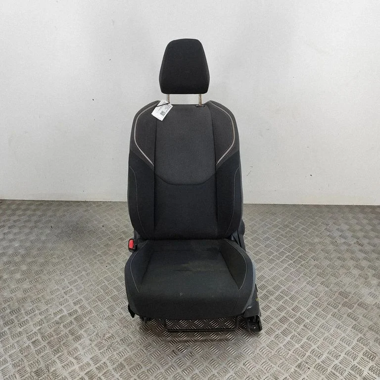 Priekšējais vadītāja sēdeklis 7202047350