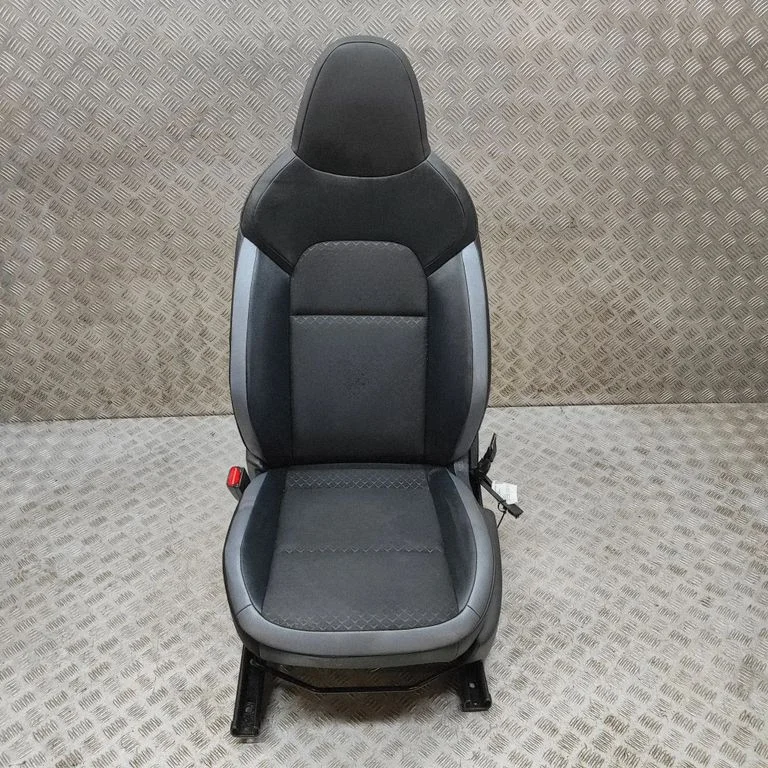 Esimene juhiiste 871516PA2A