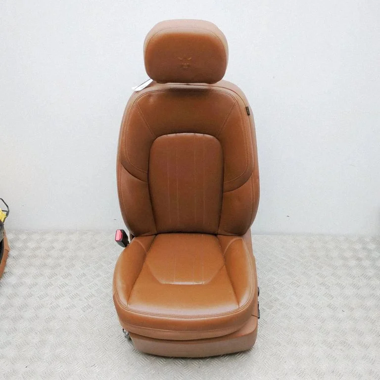 Priekšējais vadītāja sēdeklis 670020539