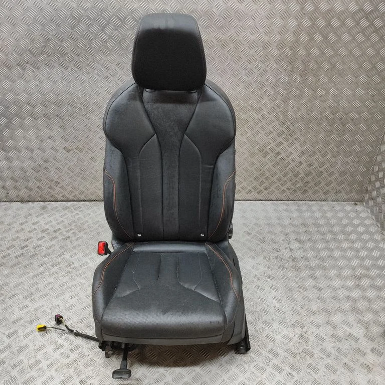 Front driver seat – Skoda Enyaq iV (2020-)
