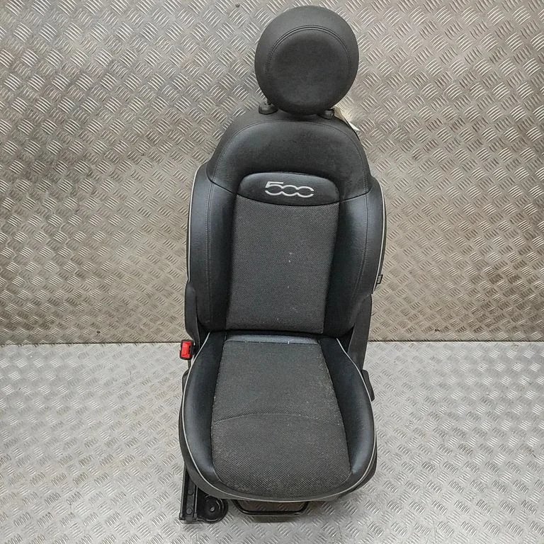 Priekšējais vadītāja sēdeklis 52098364