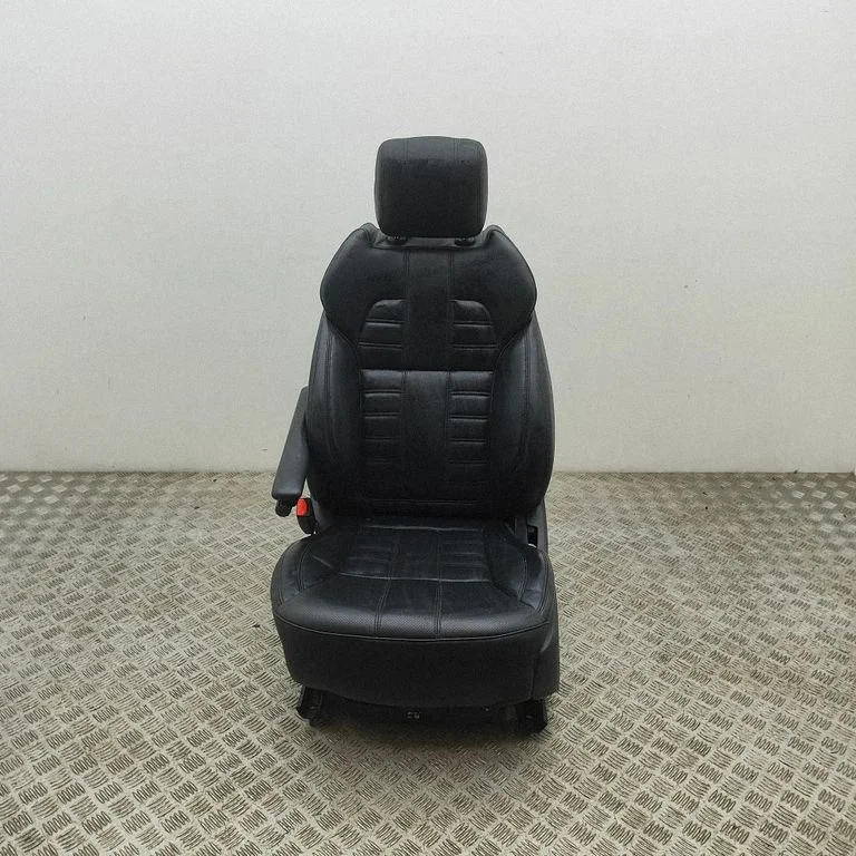 Fotel kierowcy LR067658
