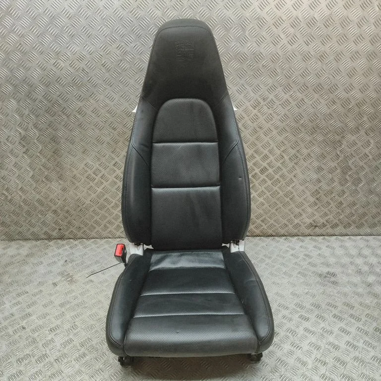 Priekšējais vadītāja sēdeklis 99152114113