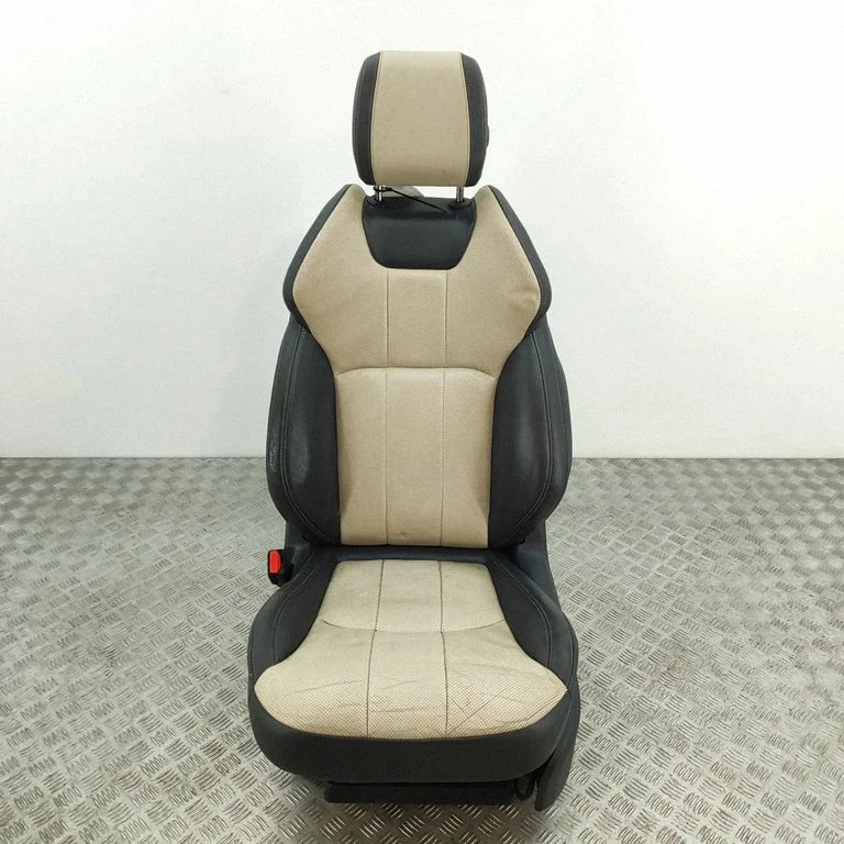 Esimene juhiiste GX73600C99AD