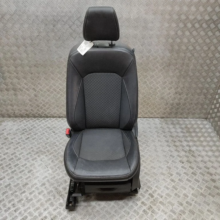 Front driver seat CN15A608A15NH