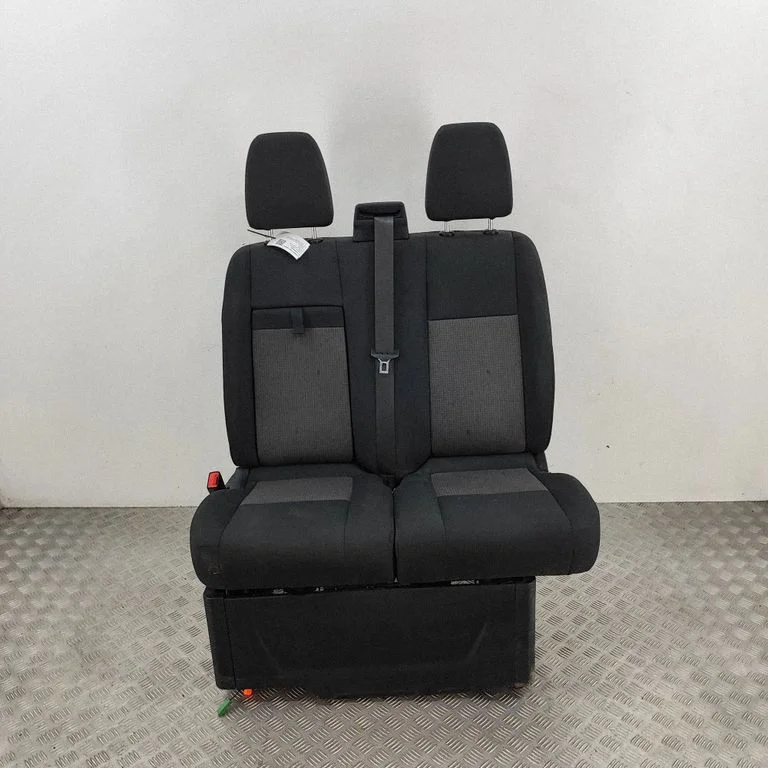 Priekšējais vadītāja sēdeklis KK3163226ADC