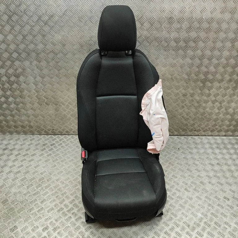 Priekšējais vadītāja sēdeklis DRTC57150
