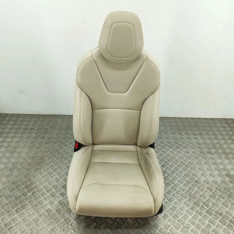 Esimene juhiiste 149554405E