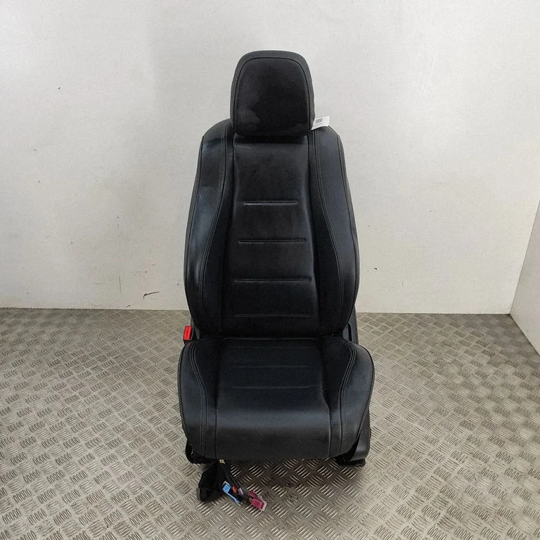 Front driver seat A0009102812
