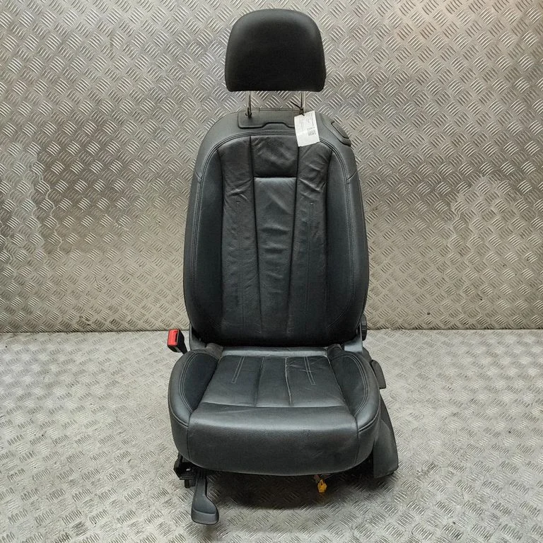 Priekšējais vadītāja sēdeklis 8W6881105D