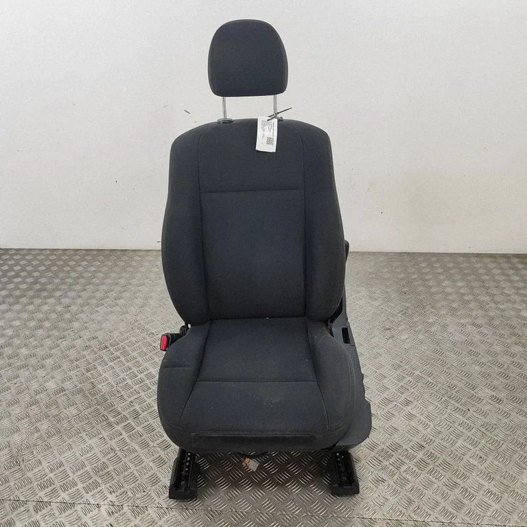 Priekšējais vadītāja sēdeklis 5139692AB