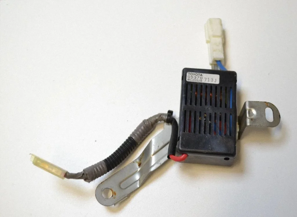 Other devices – Lexus IS 220D-250-350 (2006-2013)