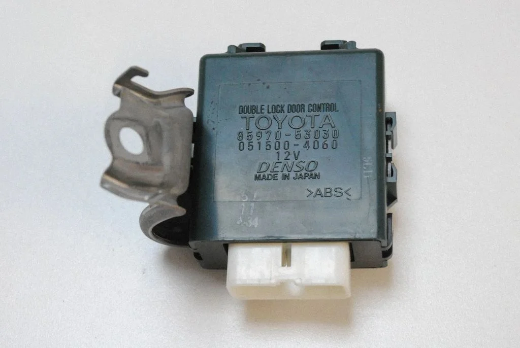 Citi instrumenti – Lexus IS 220D-250-350 (2006-2013)