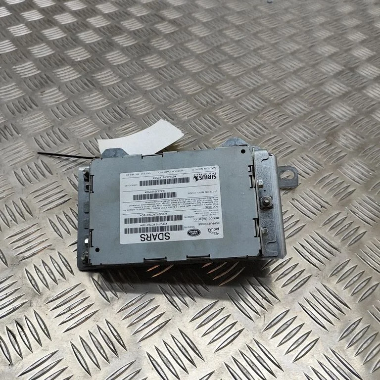 Other devices – Jaguar XJ X351 (2009-2019)