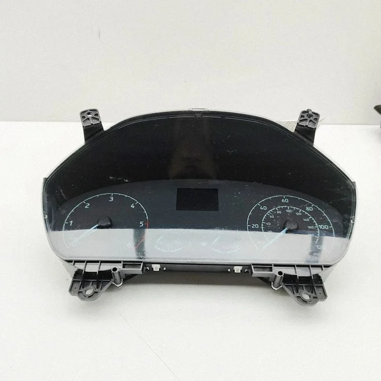 Spidometrs (instrumentu panelis) MK3T10849ADB