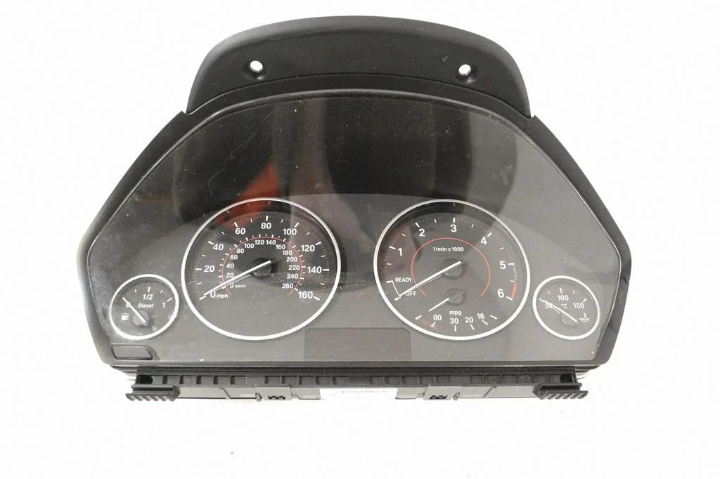 Spidometrs (instrumentu panelis) – BMW 4. sērija F32 F33 (2013-2020)