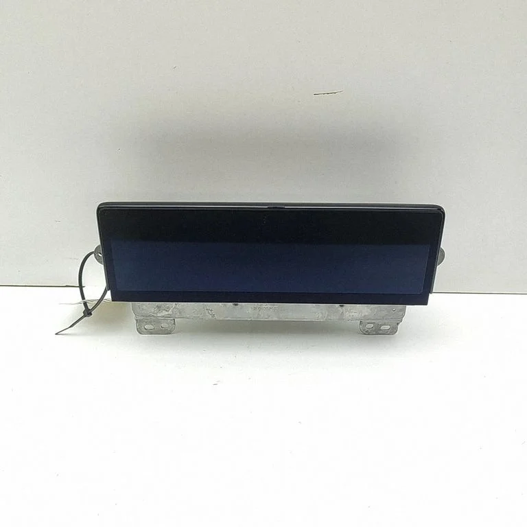 Spidometrs (instrumentu panelis) LJ8T10849NT