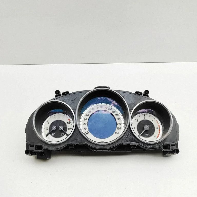 Speedometer (instrument cluster) A2129017208