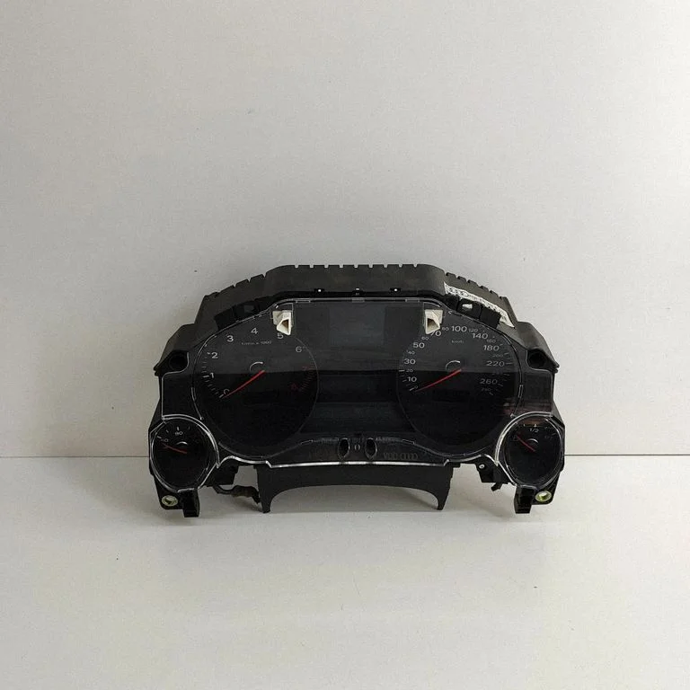 Spidometrs (instrumentu panelis) 4E0920900S