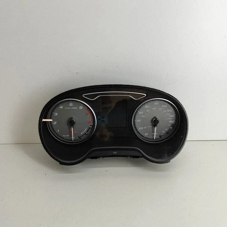 Spidometrs (instrumentu panelis) 8V0920972Q