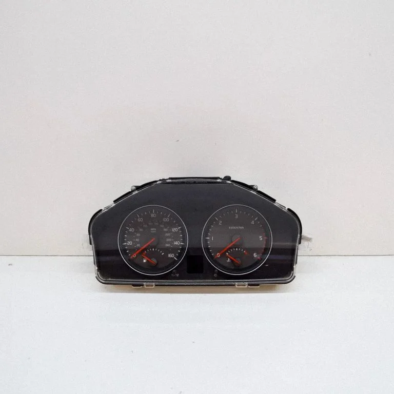 Speedometer (instrument cluster) 30710071 – Volvo C70 (2006-2010)