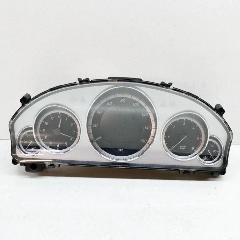 Spidometrs (instrumentu panelis) A2129005104