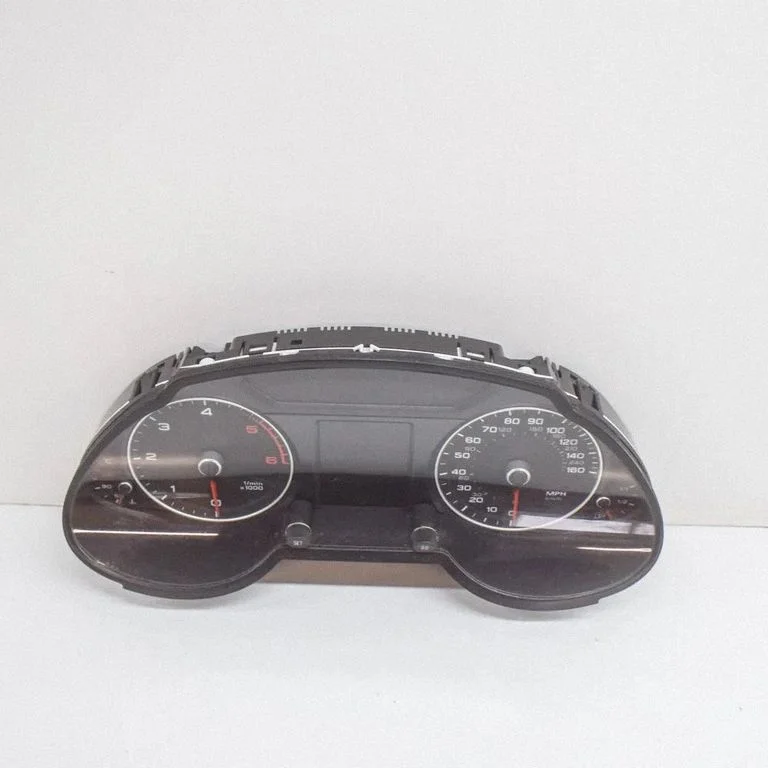 Spidometrs (instrumentu panelis) – Audi Q5 SQ5 8R (2008-2017)
