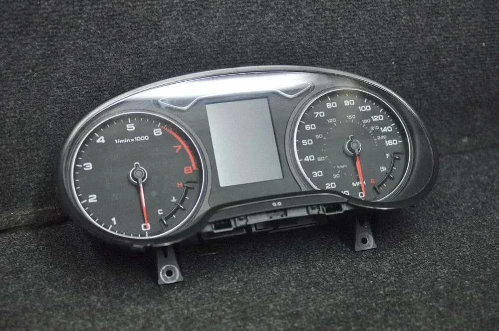 Licznik (zegary) 8V0920970A