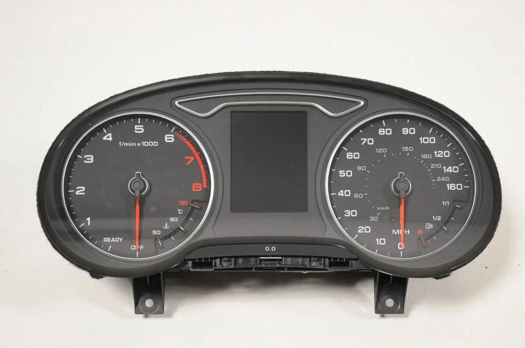 Spidometrs (instrumentu panelis) 8V0920973F