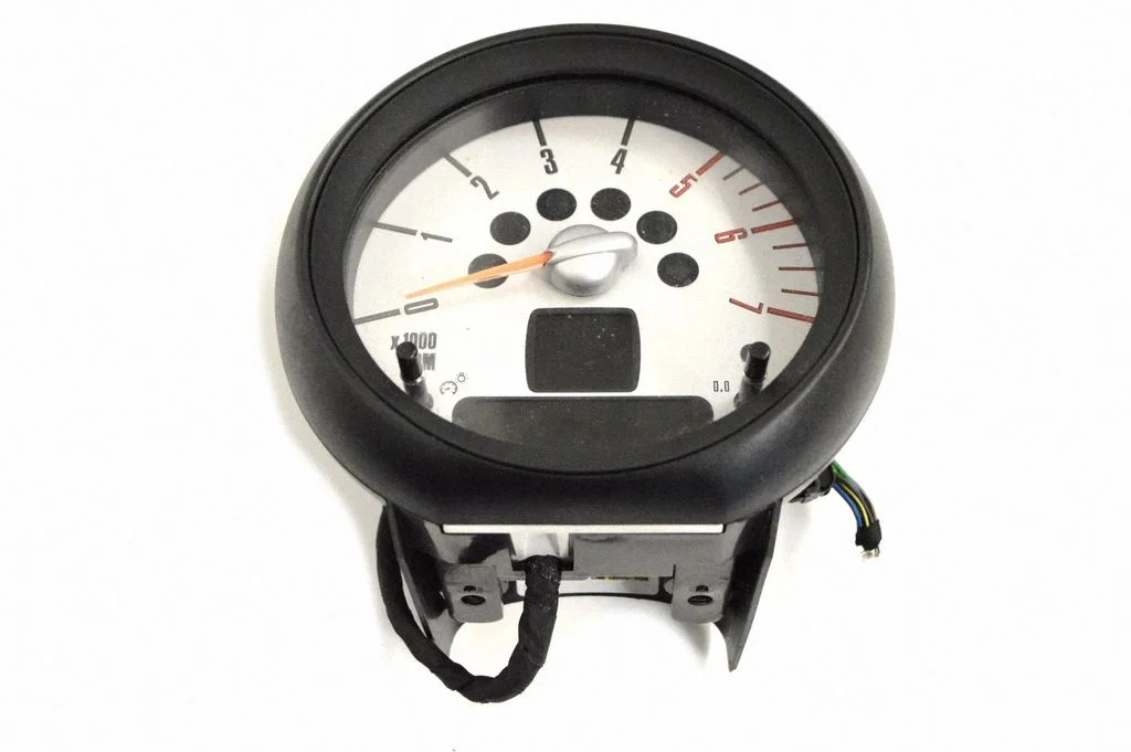 Speedometer (instrument cluster) – Mini Cooper Countryman R60 (2011-2016)