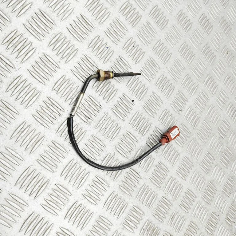 Oil temperature sensor 4M0906088AA