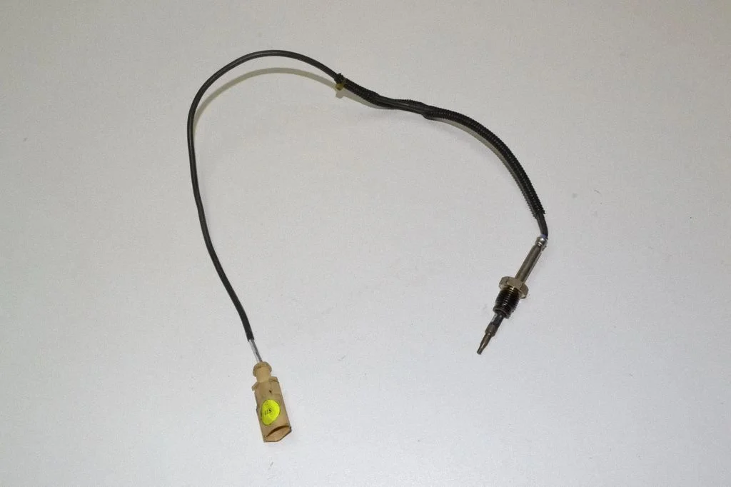 Oil temperature sensor – Audi Q7 4M (2015-)