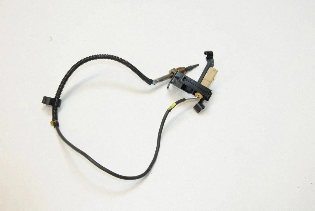Oil temperature sensor – Audi Q7 4M (2015-)