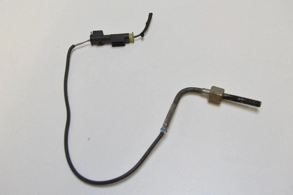 Oil temperature sensor – Mercedes-Benz Sprinter W906 (2006-2018)