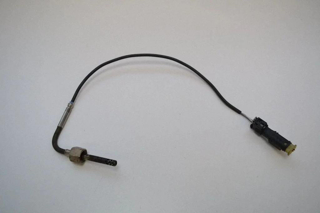 Oil temperature sensor – Mercedes-Benz Sprinter W906 (2006-2018)